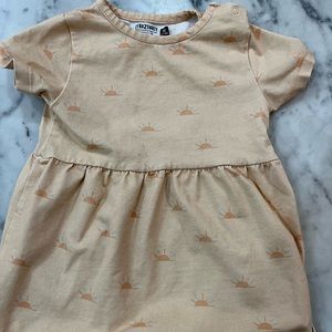 12 month zero2three brand dress super cute? Great condition